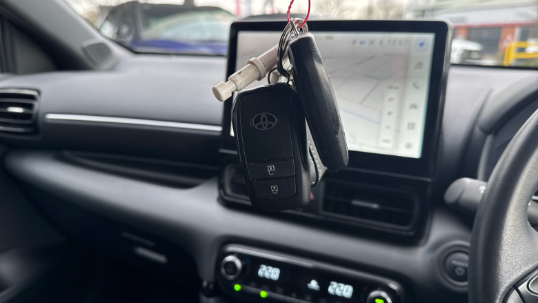 Toyota Yaris 1.5 Hybrid Excel 5dr CVT Hybrid Hatchback